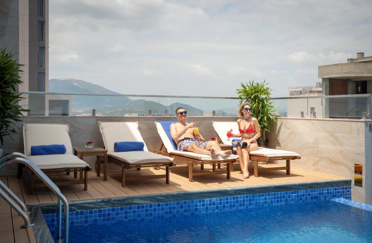 Maris Hotel Nha Trang Exteriör bild