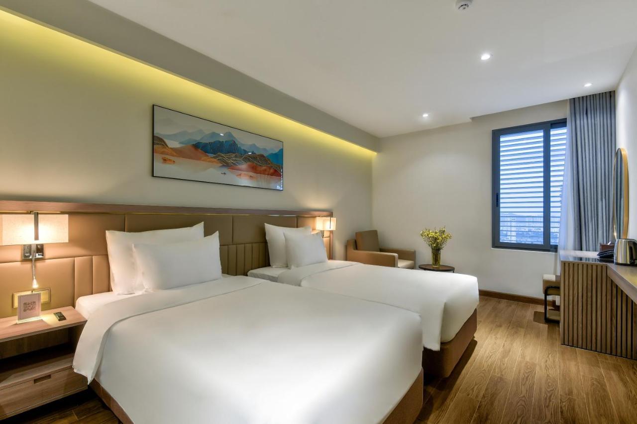 Maris Hotel Nha Trang Exteriör bild