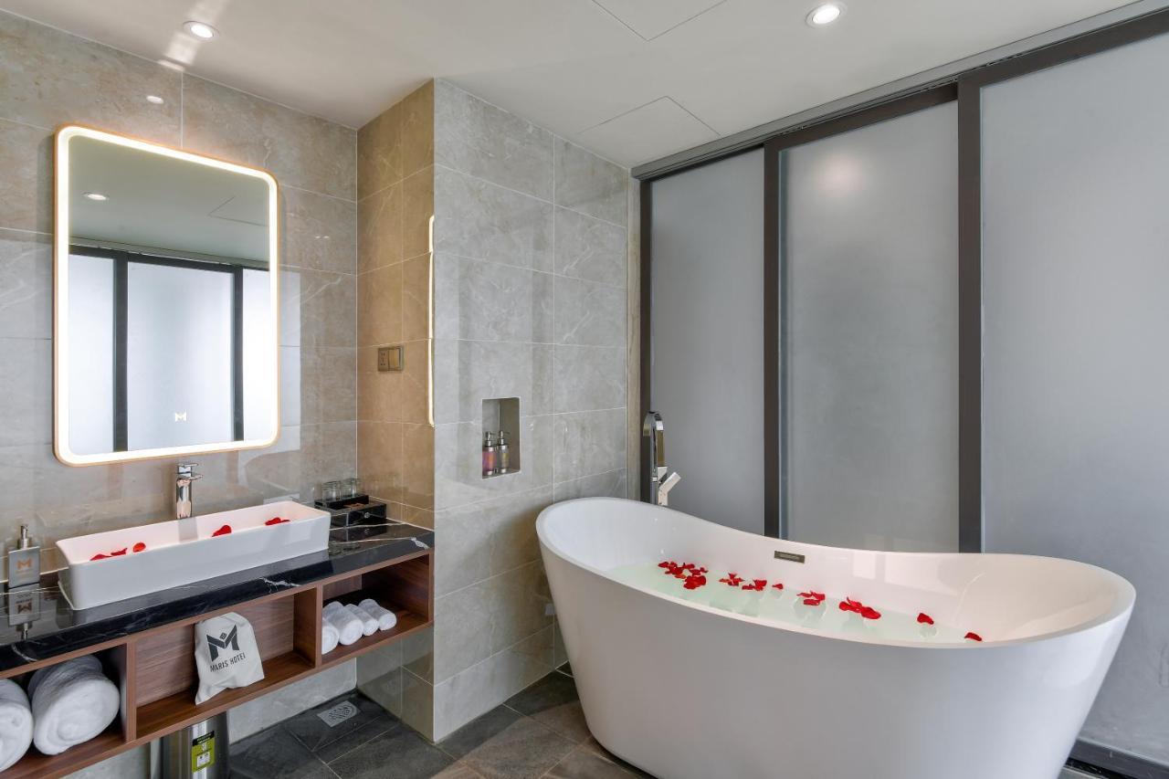 Maris Hotel Nha Trang Exteriör bild